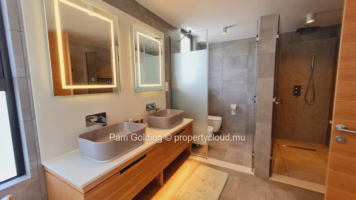 4 Bedroom Villa – Pereybere 
