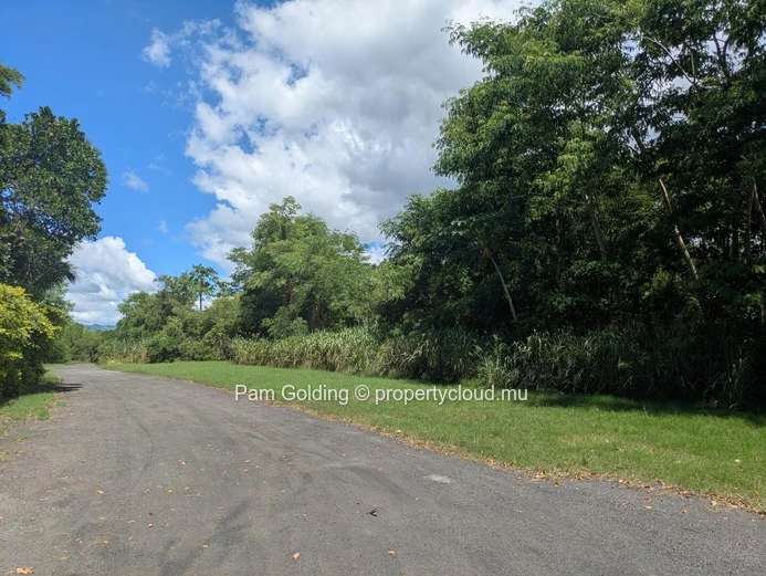 Pamplemousses – Terrain à vendre – Pam Golding Mauritius