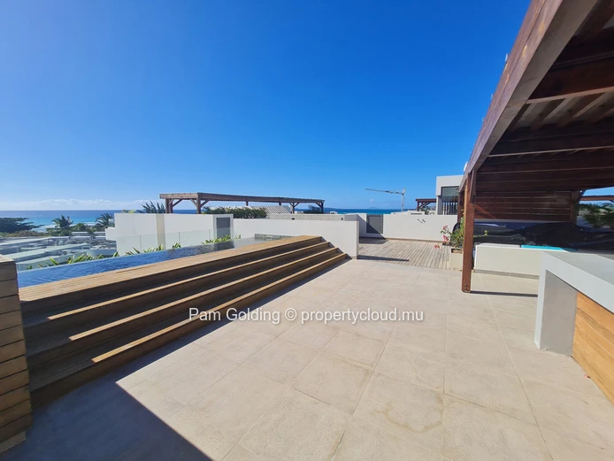 Penthouse de 3 chambres – Pointe aux Cannoniers