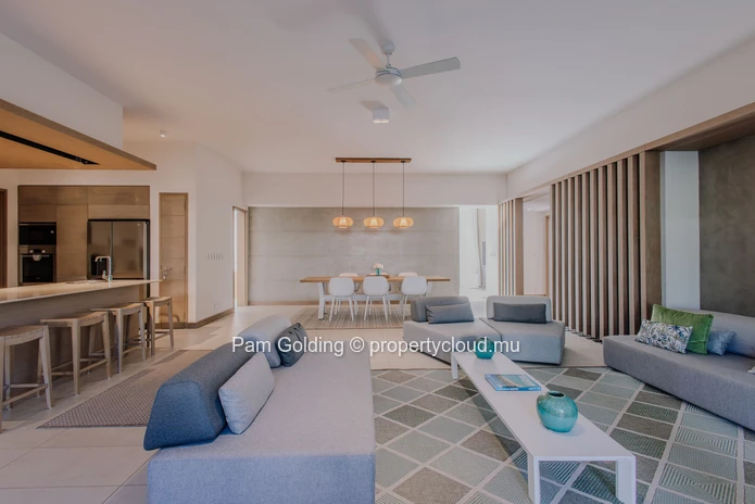 Appartement de 3 Chambres à Fairway Grove, Mont Choisy