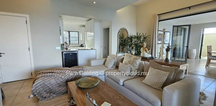 Superbe appartement en front de mer avec deux suites