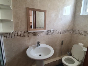 Appartement de 6 Chambres