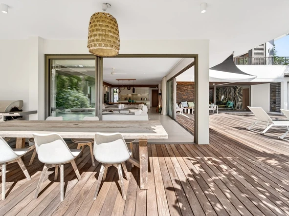5 Bedroom Villa