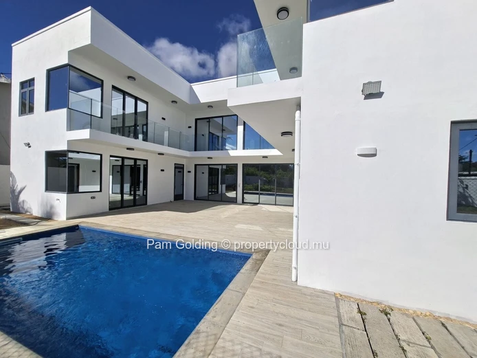 Cap Malheureux - House for rent - Pam Golding Mauritius