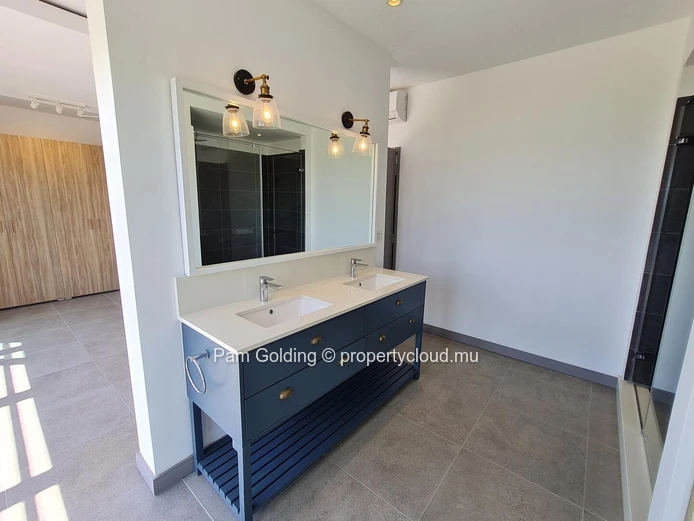 Spacious 3-Bedroom Penthouse with Lagoon View for Sale at St. Antoine Residences – North Coast Mauritius