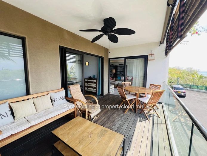 3-Bedroom Ensuite Apartment in Tamarin – Panoramic Ocean Views