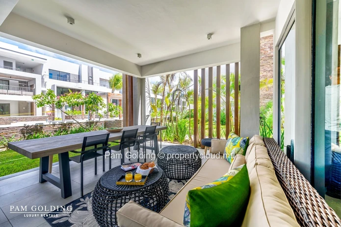 Appartement Rez-de-Chaussée 3 Chambres à Mont Choisy Le Parc - À Proximité de la Plage