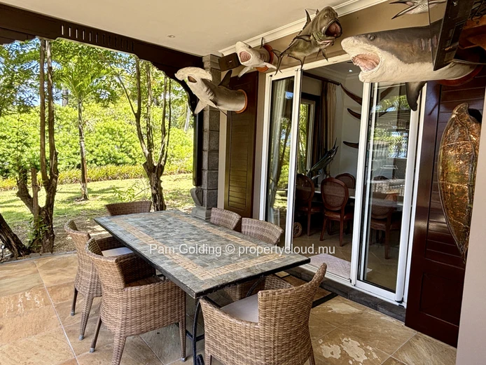 Live in Villa Valriche - surrounded by nature.