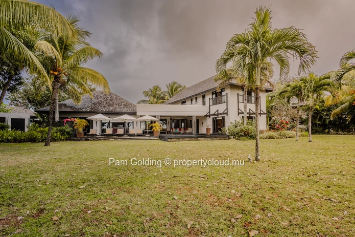 Luxueuse Villa de 4 Chambres à Lunea, Anahita Golf & Beach Estate – Élégance et Situation Idéale