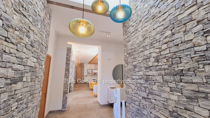 4 Bedroom Villa – Pereybere 