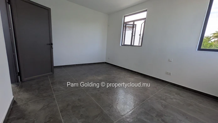 Grand Gaube – Maison à vendre – Pam Golding Mauritius