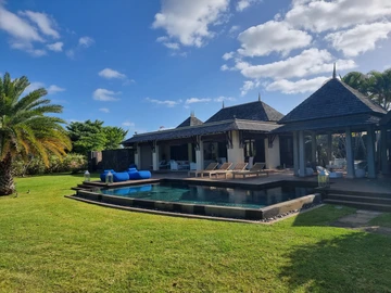 4 Bedroom Villa