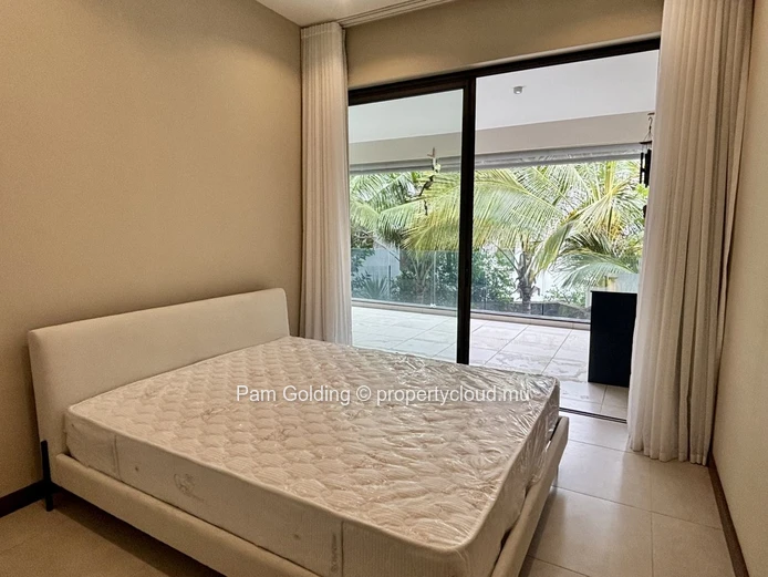 Appartement 3 chambres en rez-de-jardin à Pointe aux Canonniers, 196,69 m²