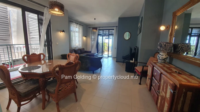 Appartement au rez-de-chaussée près de la plage.