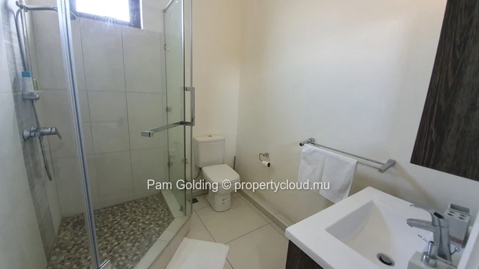 Appartement avec vue directe sur la mer