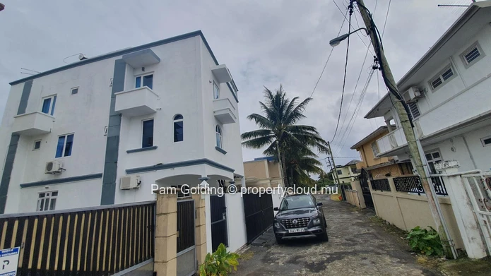 Pereybere – Complex d'appartements à vendre – Pam Golding Mauritius