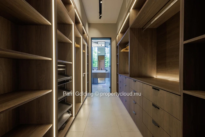 Contemporary 4-Bedroom Villa on a Golf Course with Pool | Anahita Golf & Spa Resort Mauritius