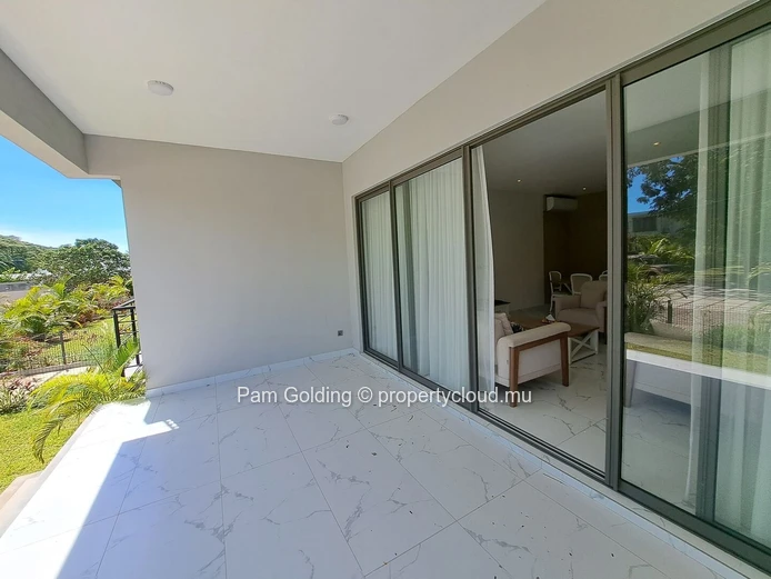 Modern 3-Bedroom Apartment with Private Garden – Walk to Beach & Lux Grand Baie
