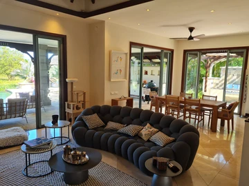 4 Bedroom Villa