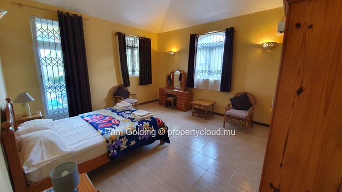 Villa for sale