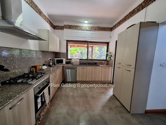 Tranquil 3-Bedroom Villa in Komaneka Estate, Black River, Mauritius