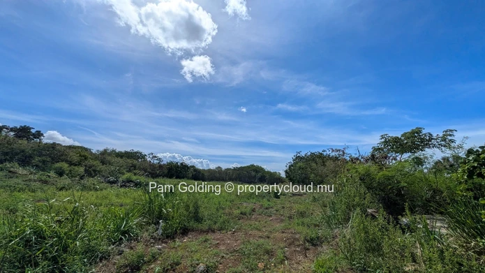 Calodyne – Terrain à vendre – Pam Golding Mauritius