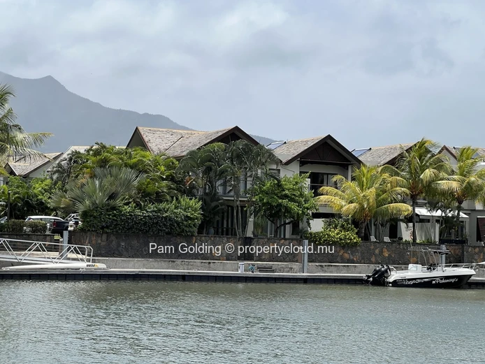Waterfront 3-Bedroom Duplex with Private Mooring | La Balise Marina, Black River (Sole Mandate)