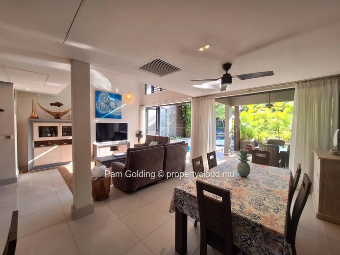 3-Bedroom Townhouse for Sale in La Balise Marina, Mauritius – Private Mooring, Pool & Optional Boat Garage