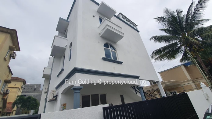 Pereybere – Complex d'appartements à vendre – Pam Golding Mauritius