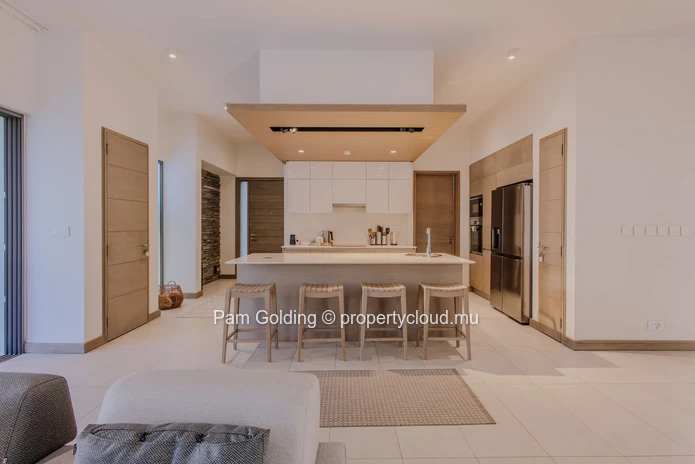 Appartement de 3 Chambres à Fairway Grove, Mont Choisy