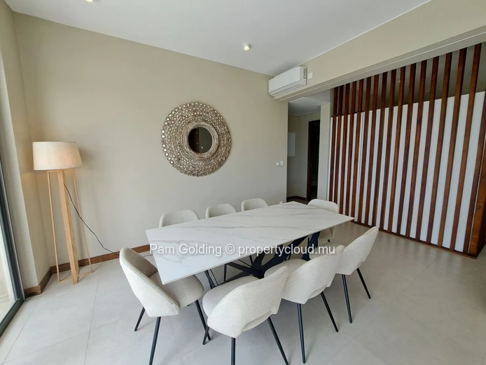 Penthouse de 3 chambres – Pointe aux Cannoniers