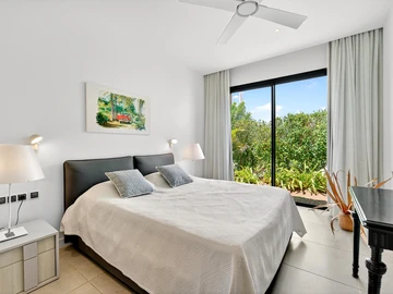 5 Bedroom Villa