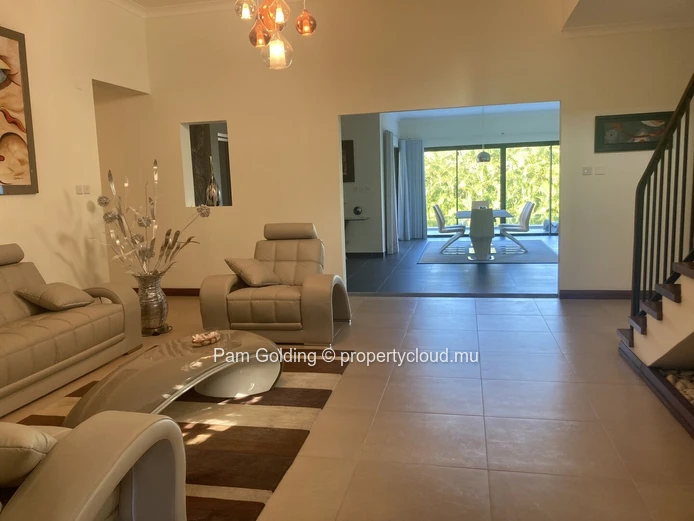 4 Bedroom Villa in Matala Lifestyle Estate, Black River - Infinity Pool & Mountain Surroundings