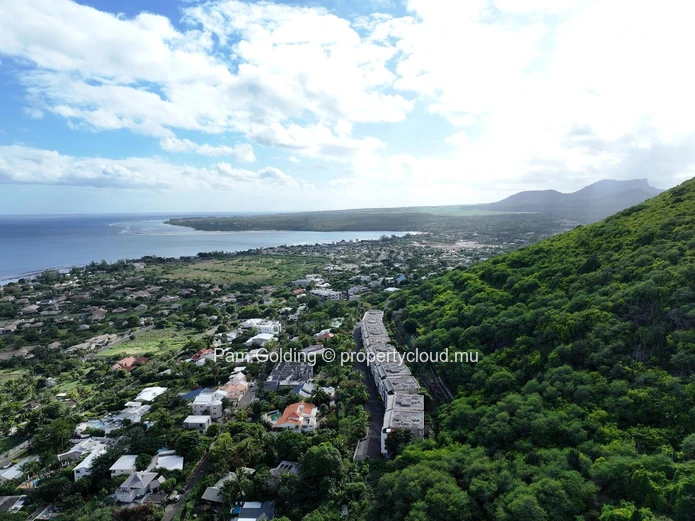 Penthouse de 3 chambres avec vue panoramique sur la mer | Résidences La Tourelle Ocean View, Tamarin.