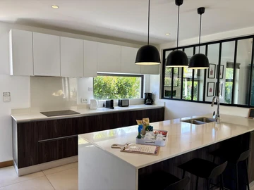 4 Bedroom Villa