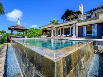 4 Bedroom Villa