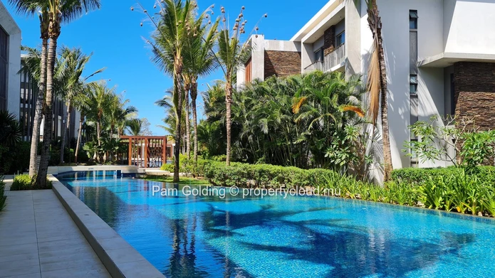 3-Bedroom en suite Penthouse with Private Pool on the Terrace – Mont Choisy Golf & Beach Estate, Grand Baie