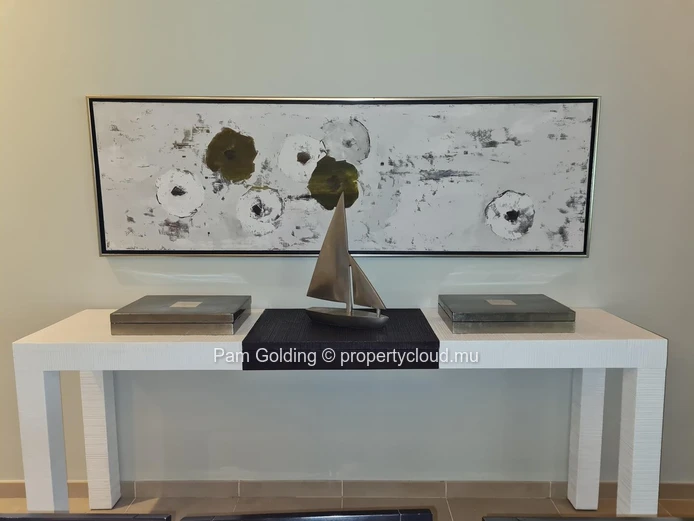 À vendre : Appartement 3 chambres avec vue sur le trou n°9 – Anahita Golf Estate, Beau Champ