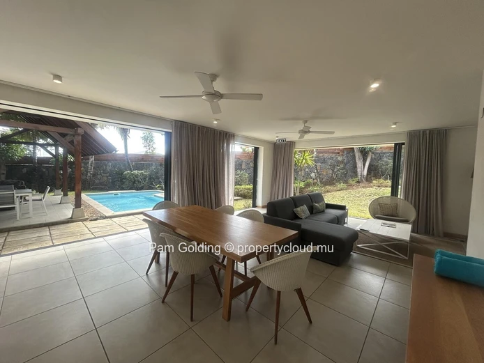 Villa de luxe de 3 chambres à Tamarin !