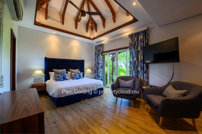 Fabulous home for entertaining – life your life outdoors.  