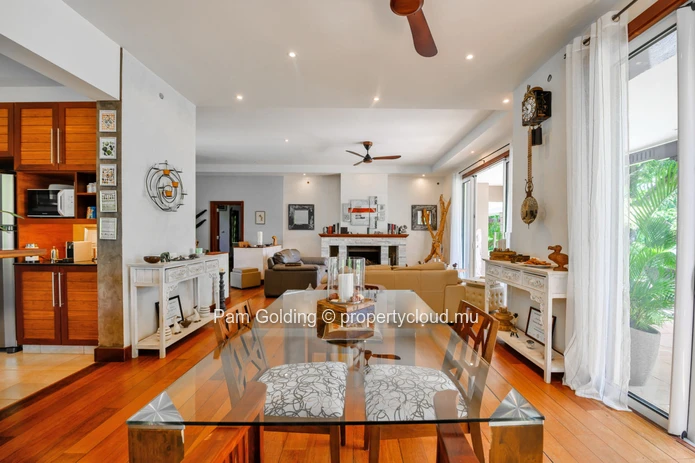 Heritage Villa Valriche