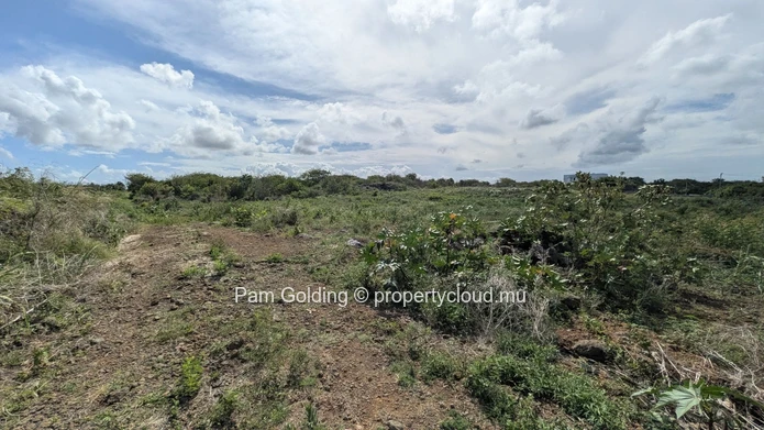 Grand Gaube – Terrain à vendre – Pam Golding Mauritius