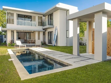 4 Bedroom Villa