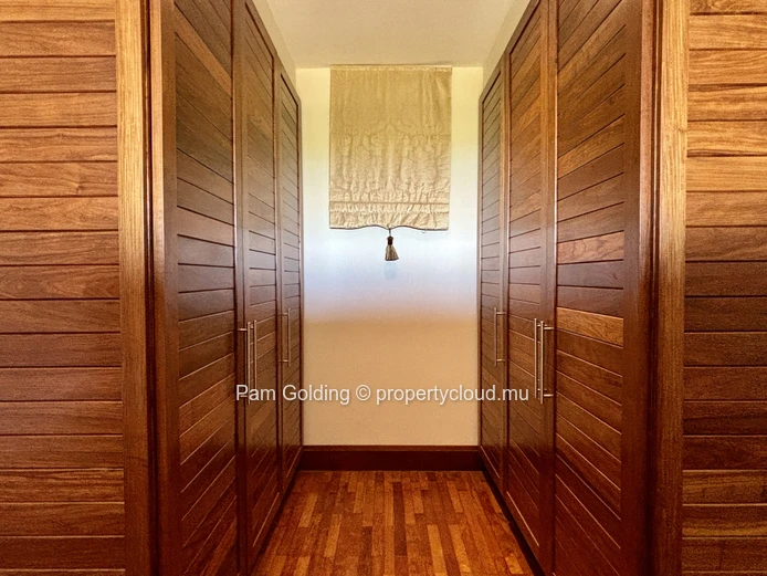 Live in Villa Valriche - surrounded by nature.