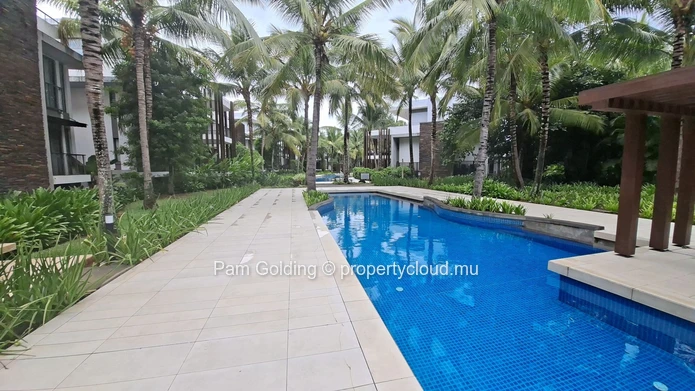 2-Bedroom Apartment with Private Garden & Pool in Mont Choisy – 5-Min Walk to the Beach (Sole Mandate)
