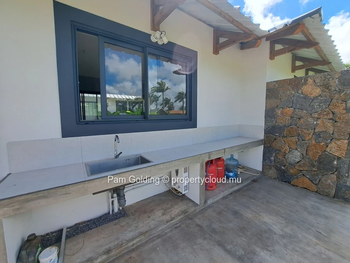 Belle Vue - Maison à louer - Pam Golding Mauritius