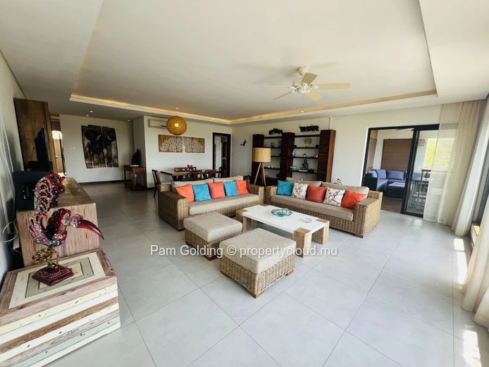 3-Bedroom Ensuite Apartment in Tamarin – Panoramic Ocean Views