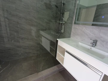 4 Bedroom Townhouse, Duplex