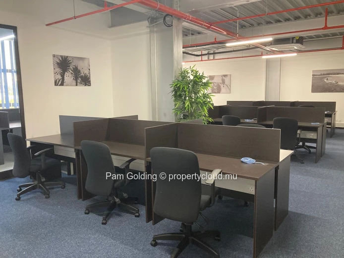 Grand Baie – Espace Bureau à louer – Pam Golding Mauritius