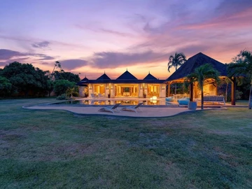 4 Bedroom Villa